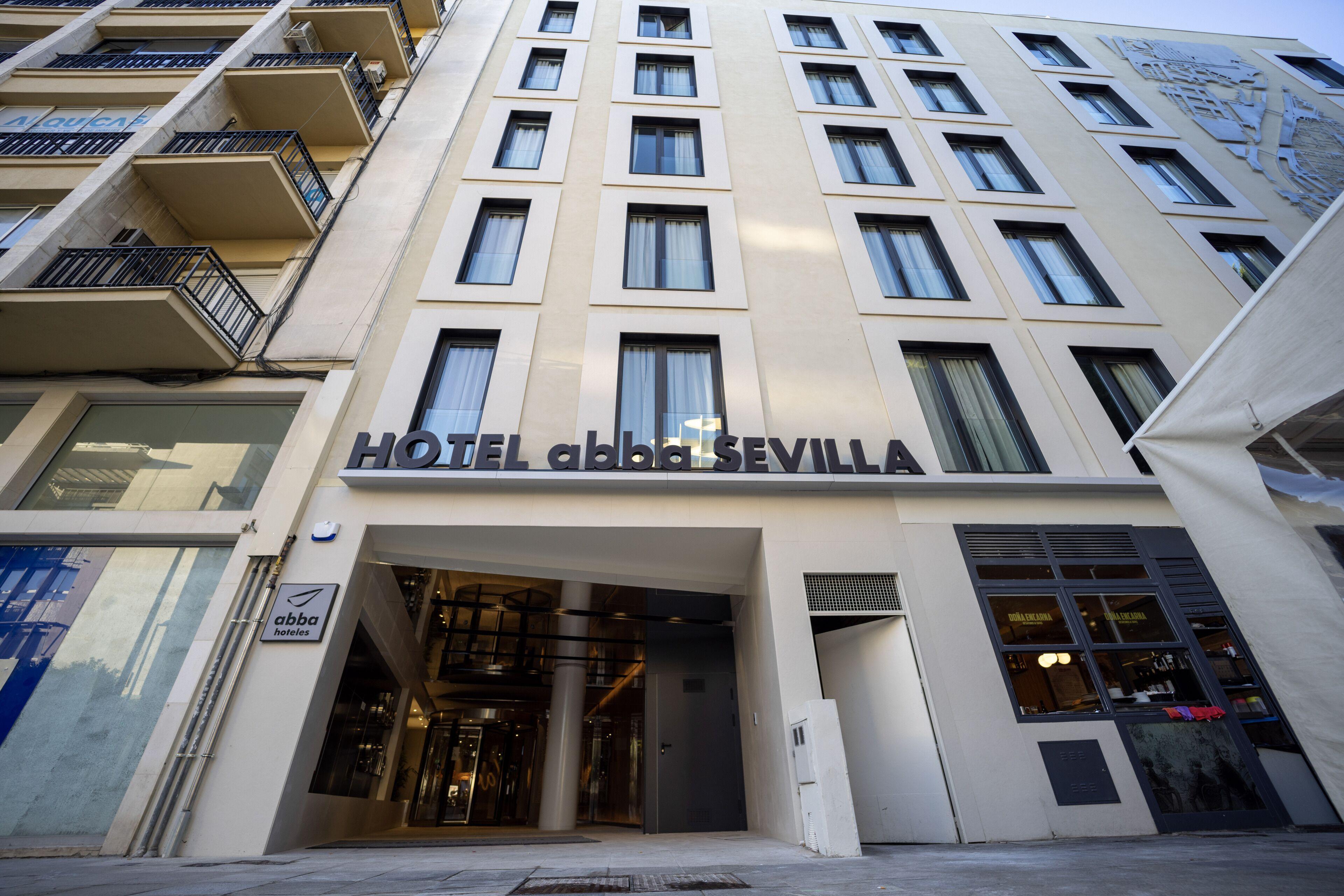 Abba Sevilla — Photos 1